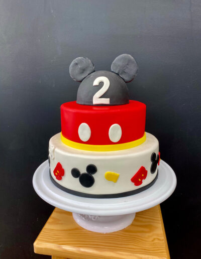 Tartas fondant personalizada Micky Mouse O Pequeno Lambón